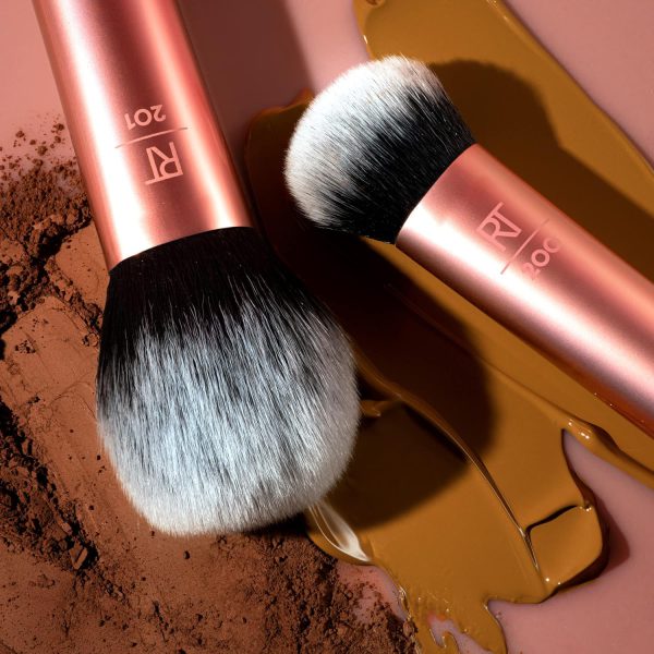 Real Techniques Expert Face Makeup Brush 6