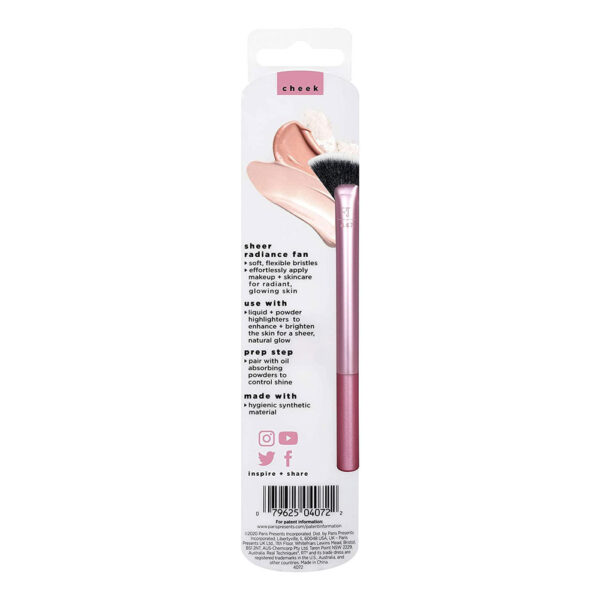 Real Techniques Sheer Radiance Fan Makeup Brush