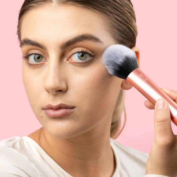 Real Techniques Ultra Plush Powder Makeup Brush 5