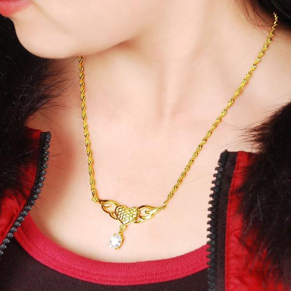 24K Gold Plated Leaf Crystal Pendant with Water Wave Chain Necklaces for Women 2