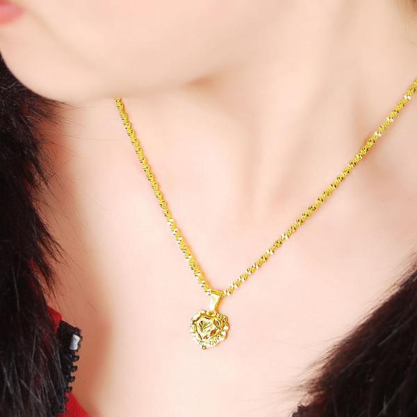 24k Gold Plated Small Heart Snake Chain Necklace 3