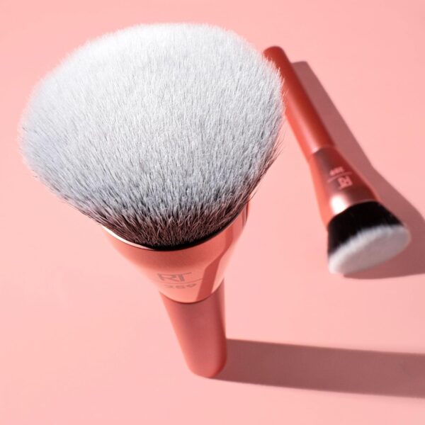 Real Techniques Glow Round Base Brush For Makeup 8