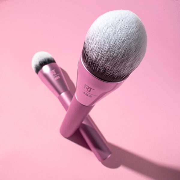 Real Techniques Power Pigment Blush Brush For Makeup 8