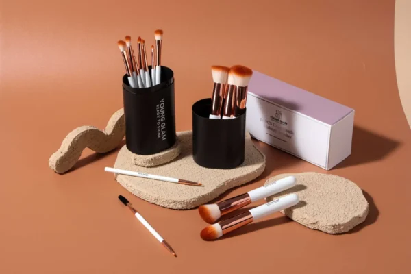 Young Glam Daily Essential Makeup Brushes 14 Pcs Brush Set 8