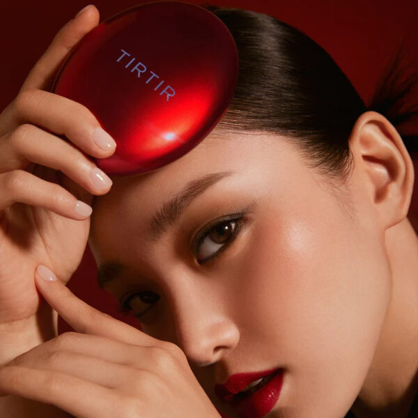 TIRTIR Mask Fit Red Cushion Foundation, Full Coverage Weightless, Skin Fit, Stain Glow Finish, Korean Makeup Cushion Foundation - Image 4